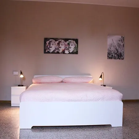 Casa Dennis Lägenhet *