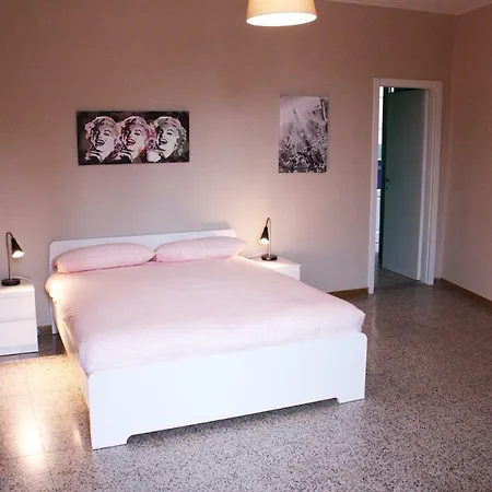 Casa Dennis Lägenhet *